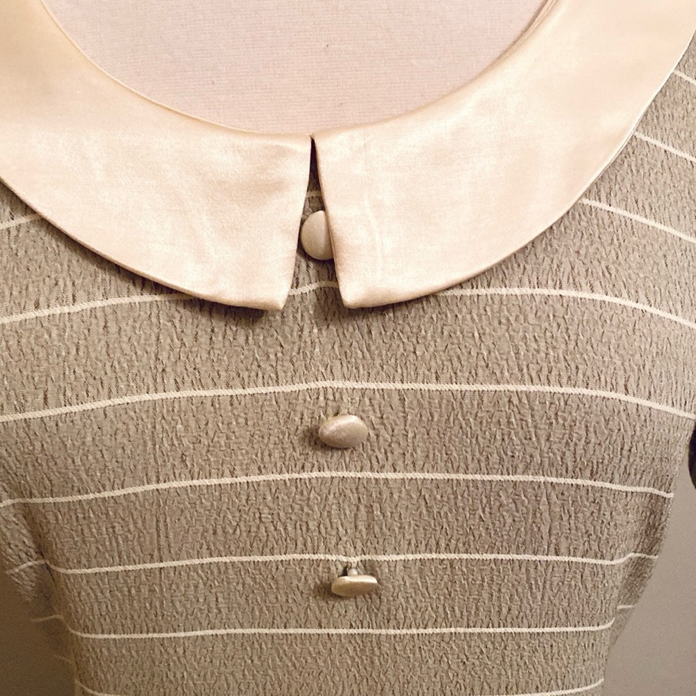 Breakin’ Loose Vintage Gold Cream Striped Satin Collar Short Sleeve Dress SZ 3/4 - Picture 4 of 14